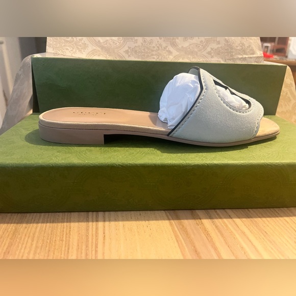 Gucci G cut suede slides in light blue (salvy green) - Picture 10 of 13